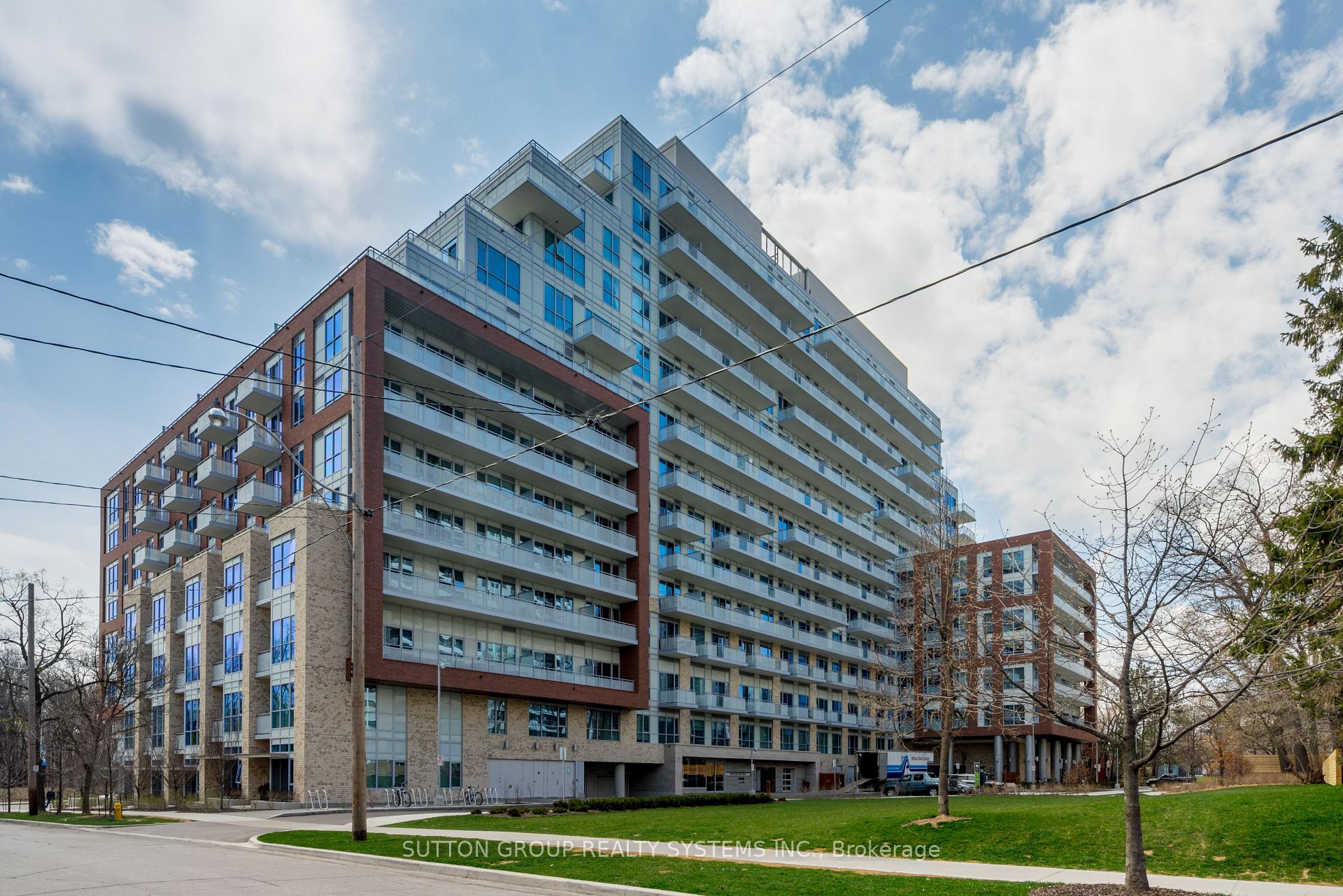 2 Bedrooms Condo at 1830 Bloor, Toronto For sale