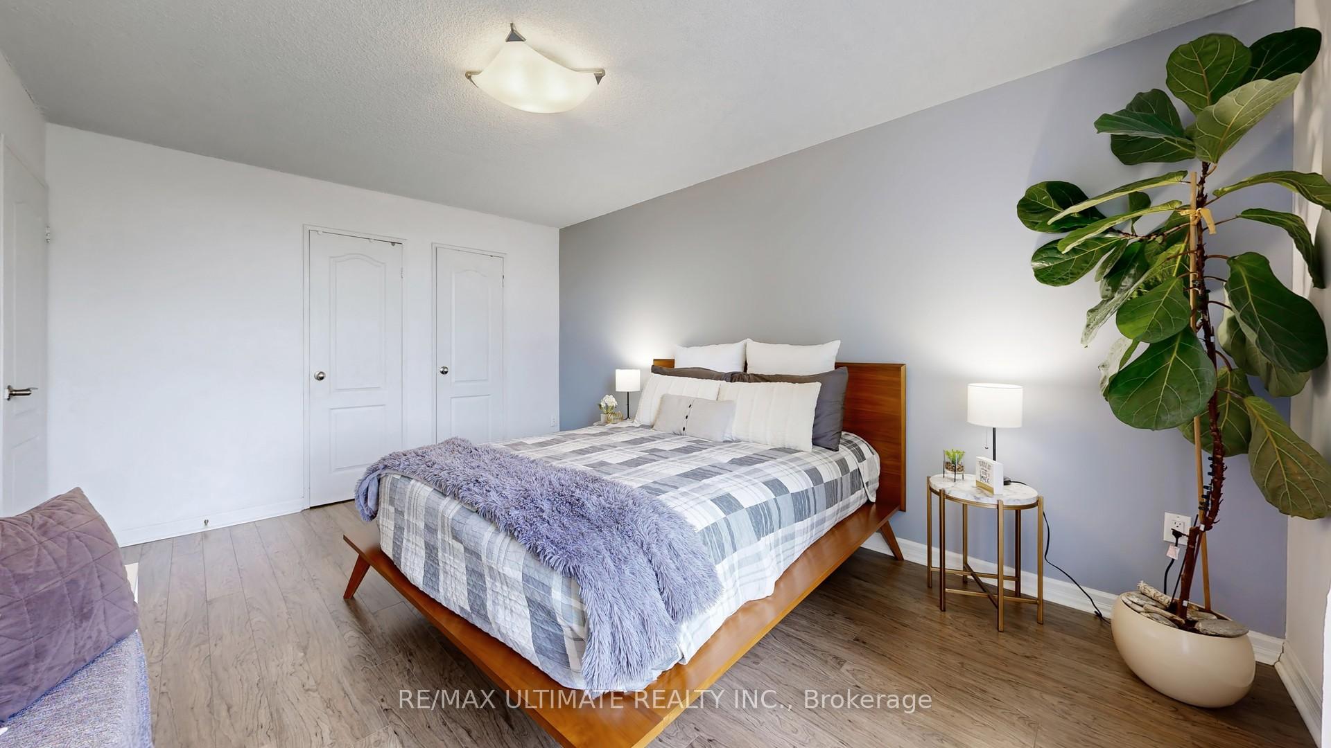 2 Bedrooms Condo at 135 Marlee, Toronto For sale
