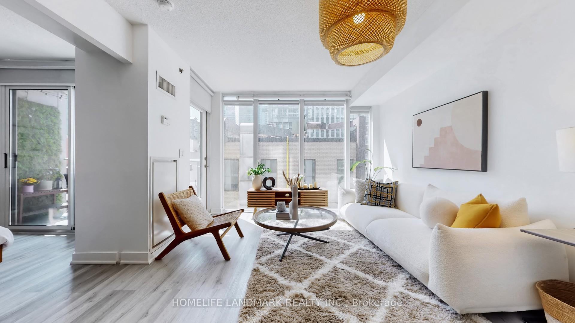 2 Bedrooms Condo at 21 Nelson, Toronto For sale