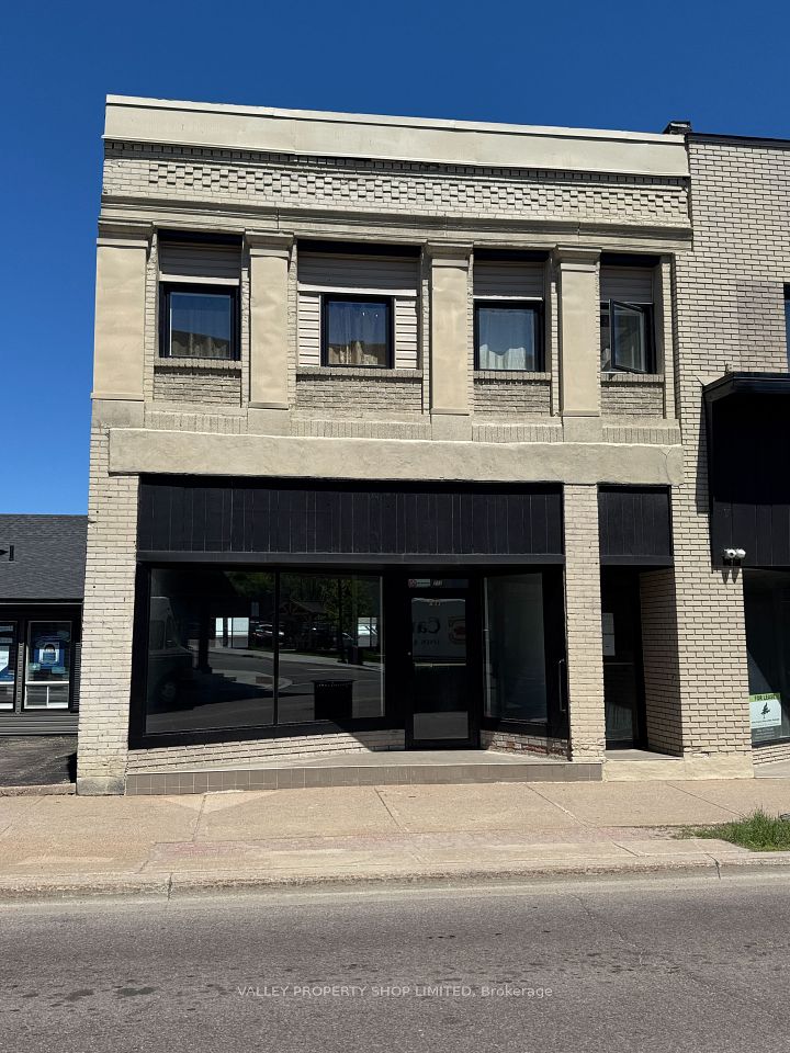 217 Pembroke