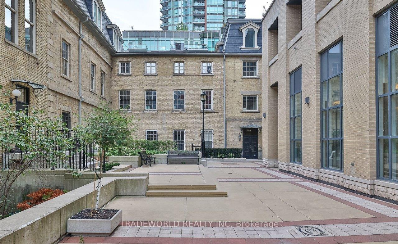 1 Bedroom Condo at 105 George, Toronto For sale