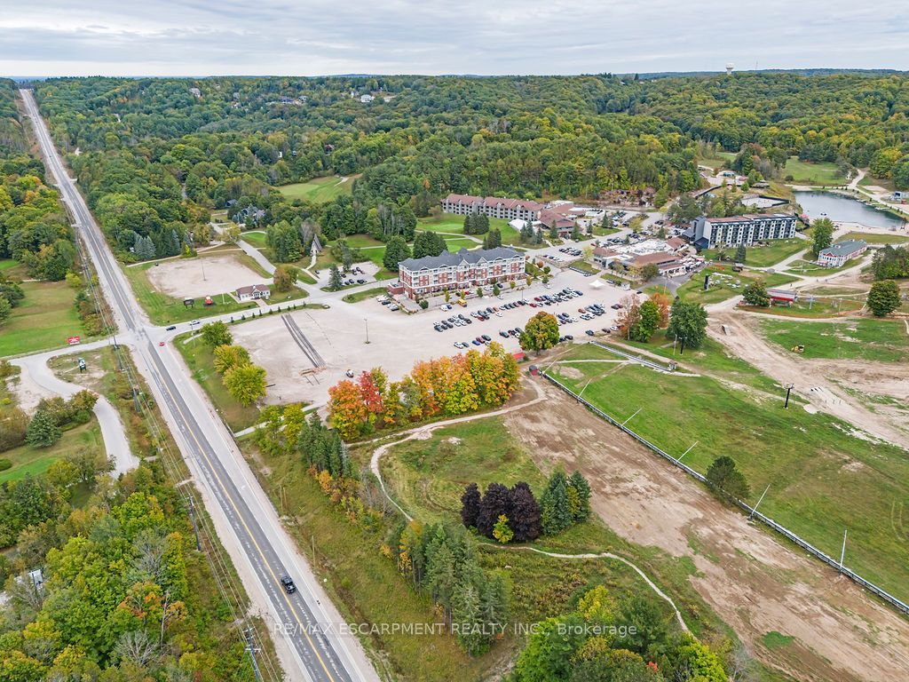 40 Horseshoe Boulevard 416