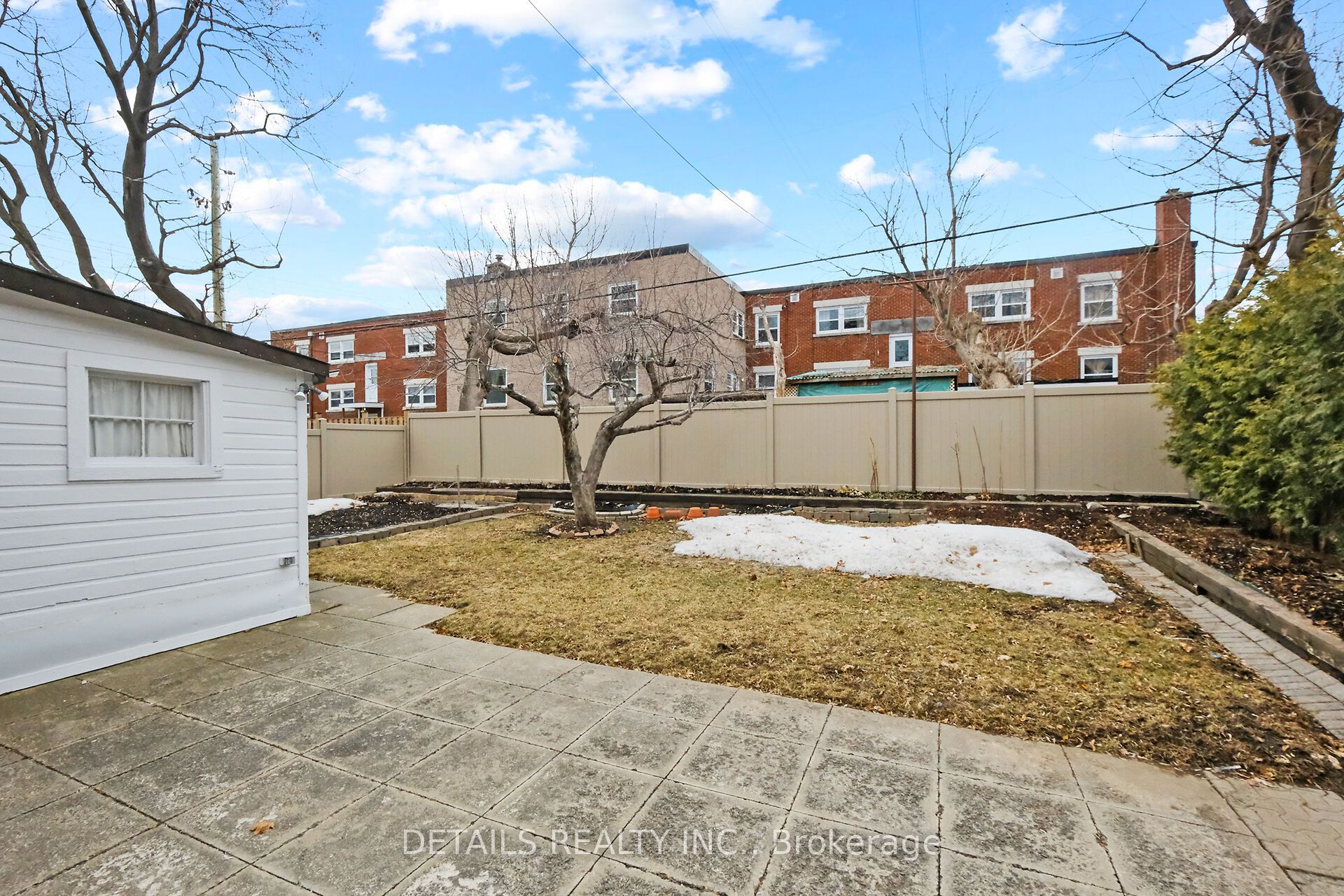 309 Currell Avenue, WestboroHamptonPark, ON K1Z 7J7
