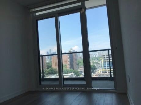 2 Bedrooms Condo at 50 Power, Toronto For sale