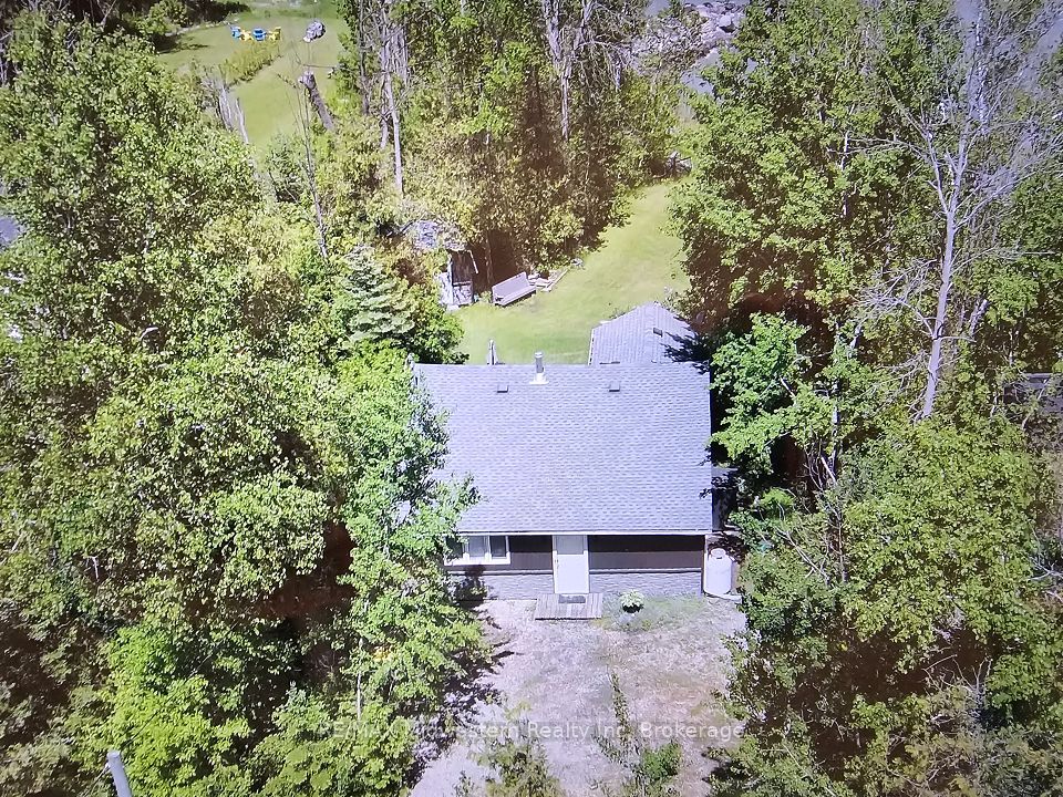 467 BRUCE ROAD 13