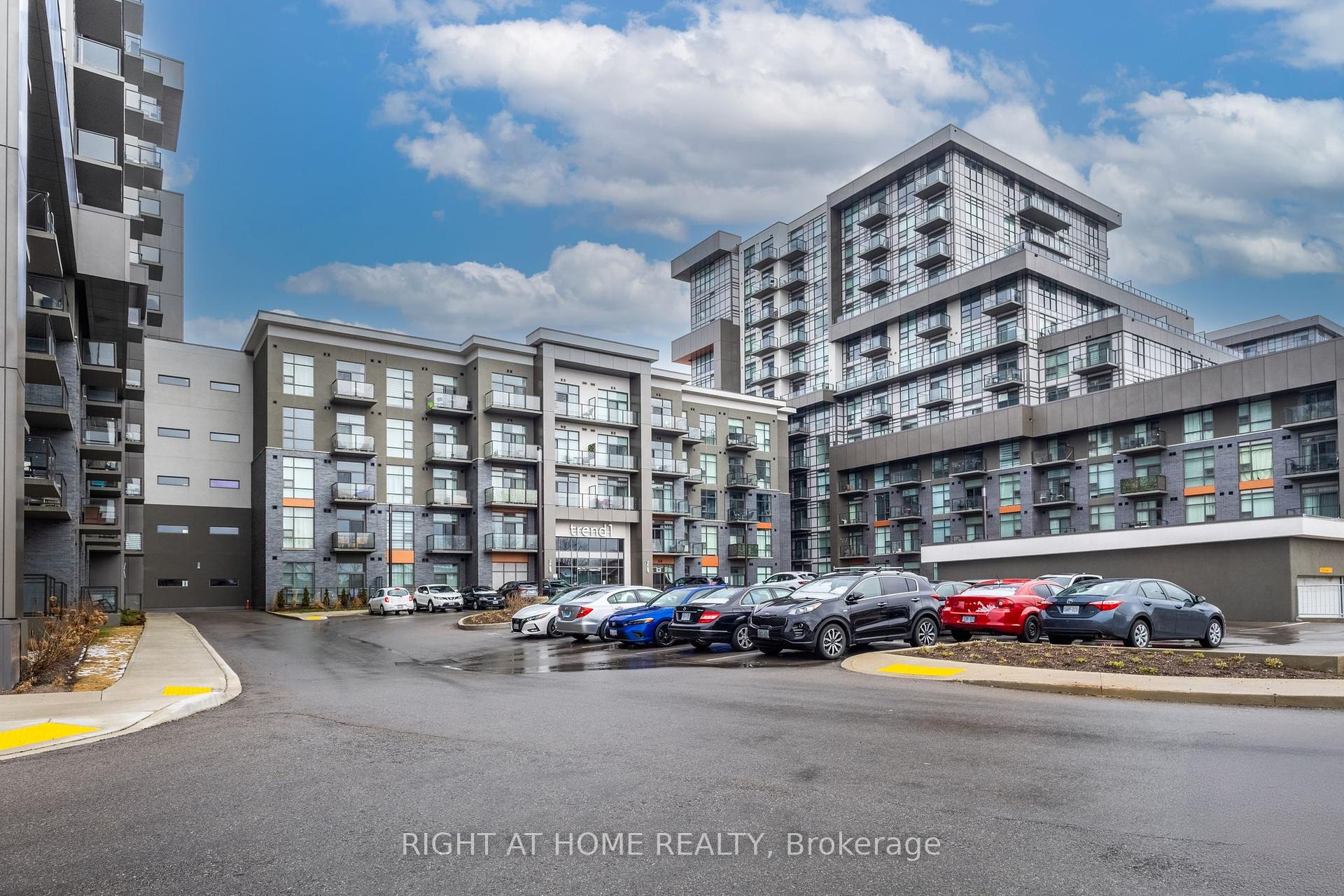 1 Bedroom Condo at 450 Dundas,  Hamilton For sale