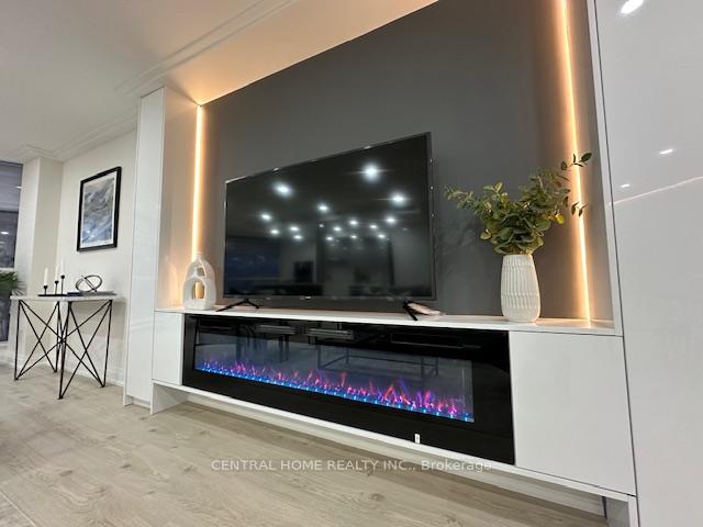 2 Bedrooms Condo at 85 Skymark,  Toronto For sale