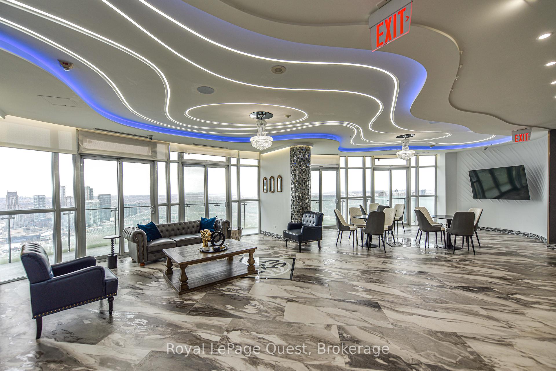 2 Bedrooms Condo at 50 Absolute, Mississauga For sale