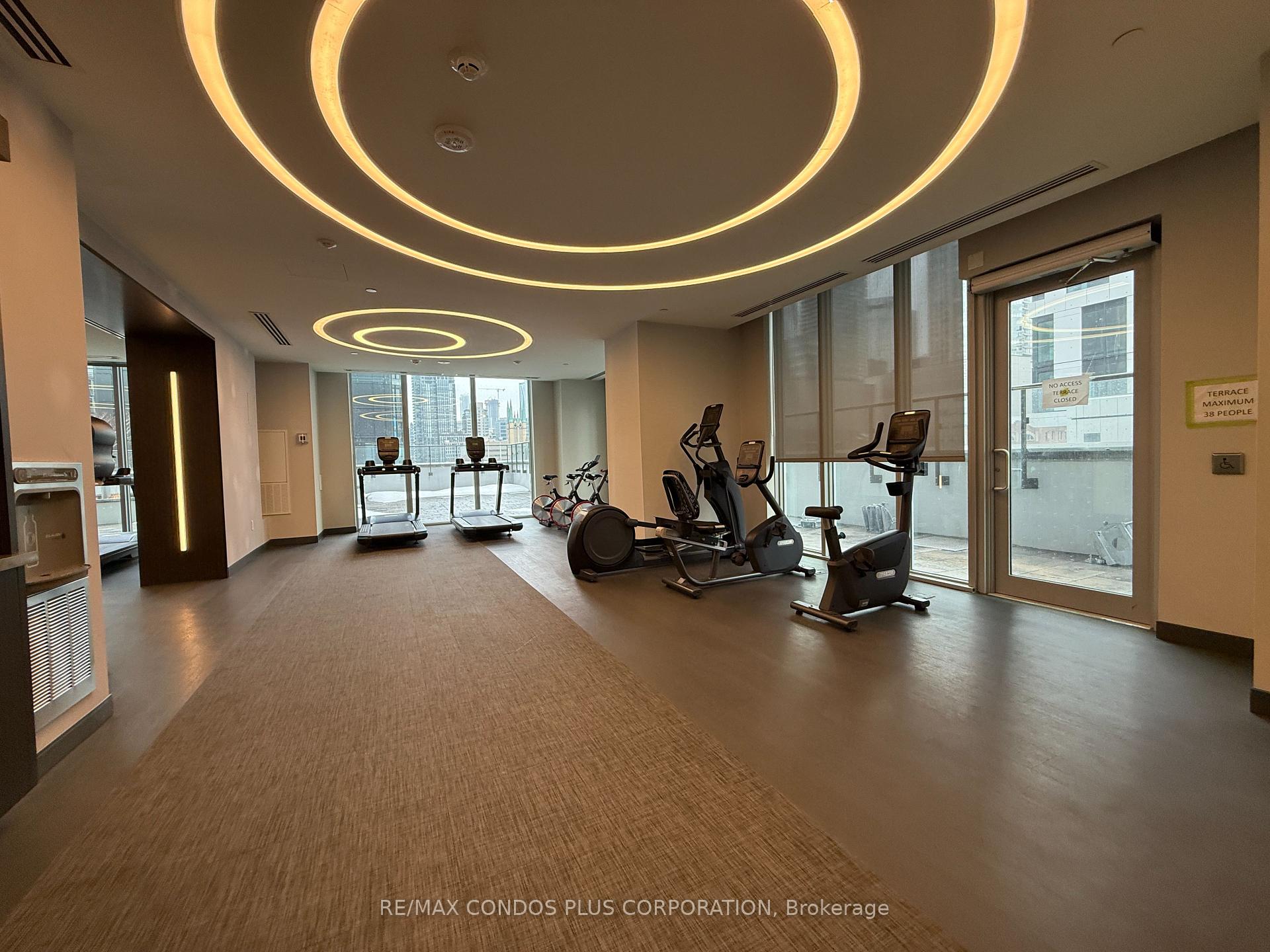 2 Bedrooms Condo at 100 Dalhousie, Toronto For sale