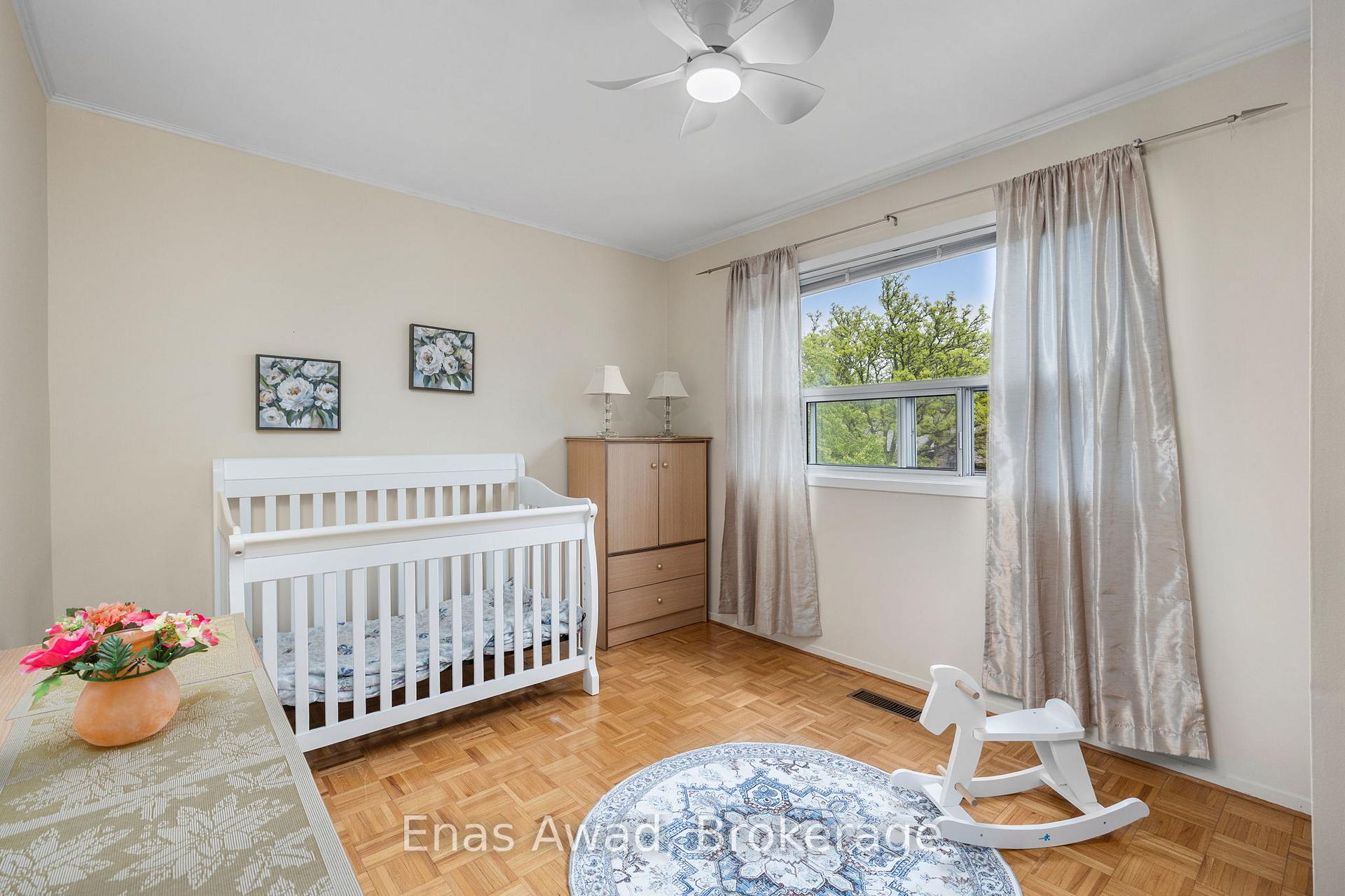 3 Bedrooms Condo at 74 Black Hawk, Toronto For sale