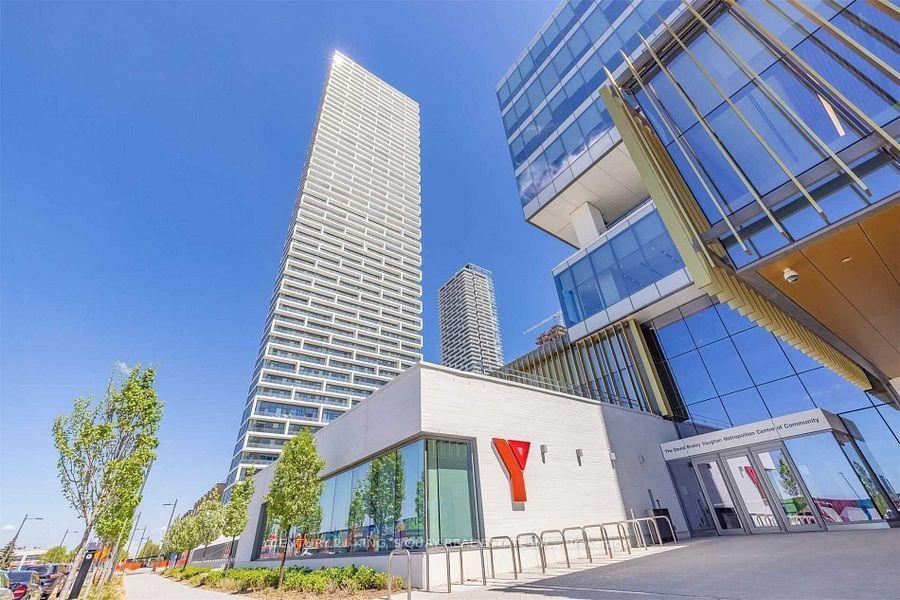 3 Bedrooms Condo at 5 Buttermill,  Vaughan For sale