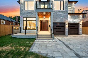 186 Phyllis Avenue, Toronto, ON M1M 1Y8