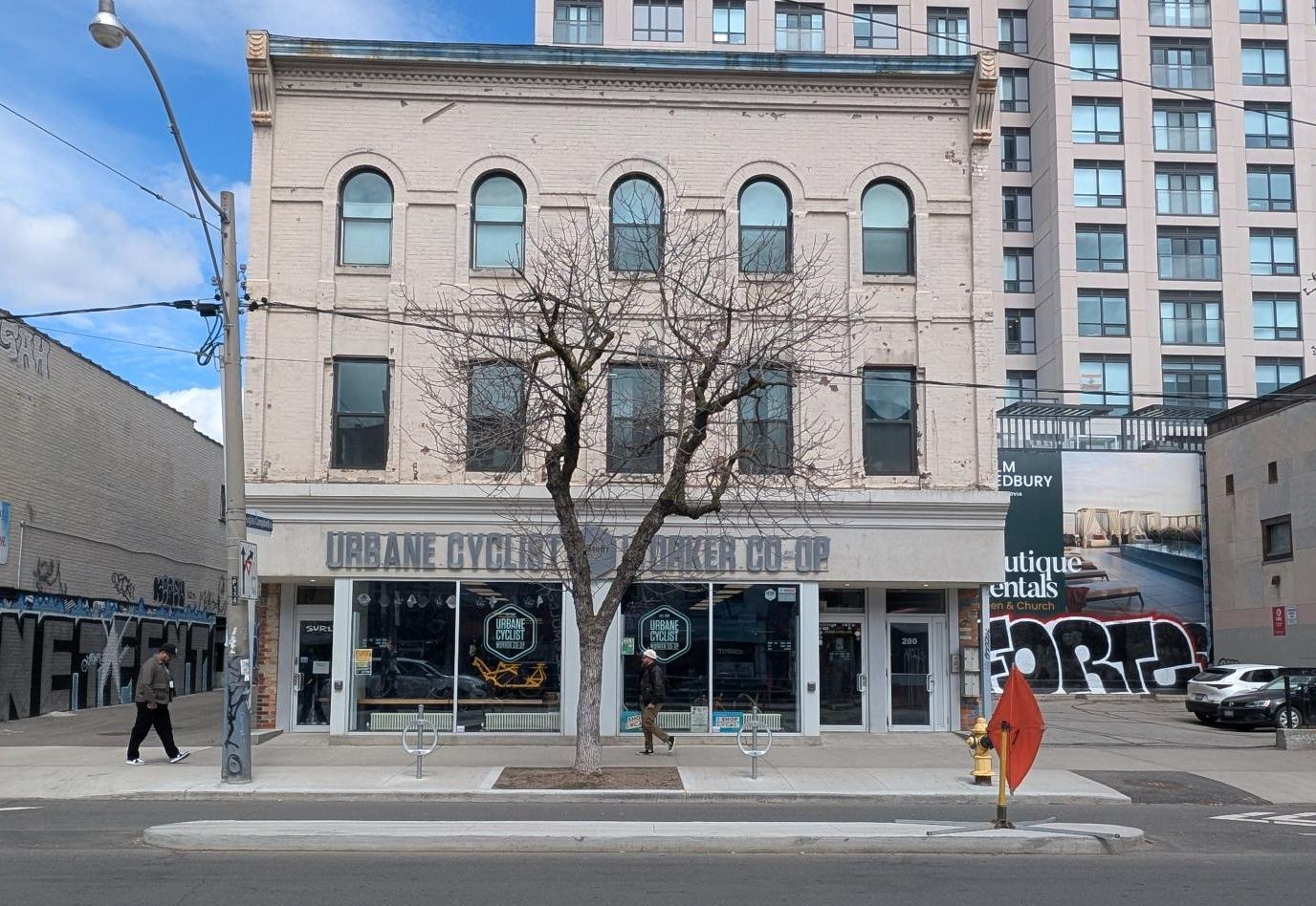 280 College Street Toronto C01 Ontario M5T 1R9