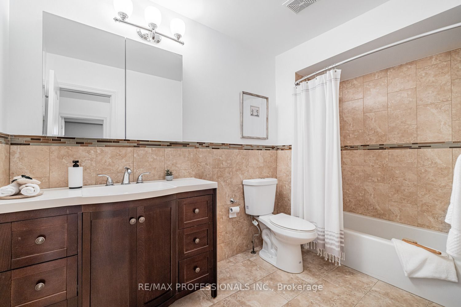 85 Blossom Crescent