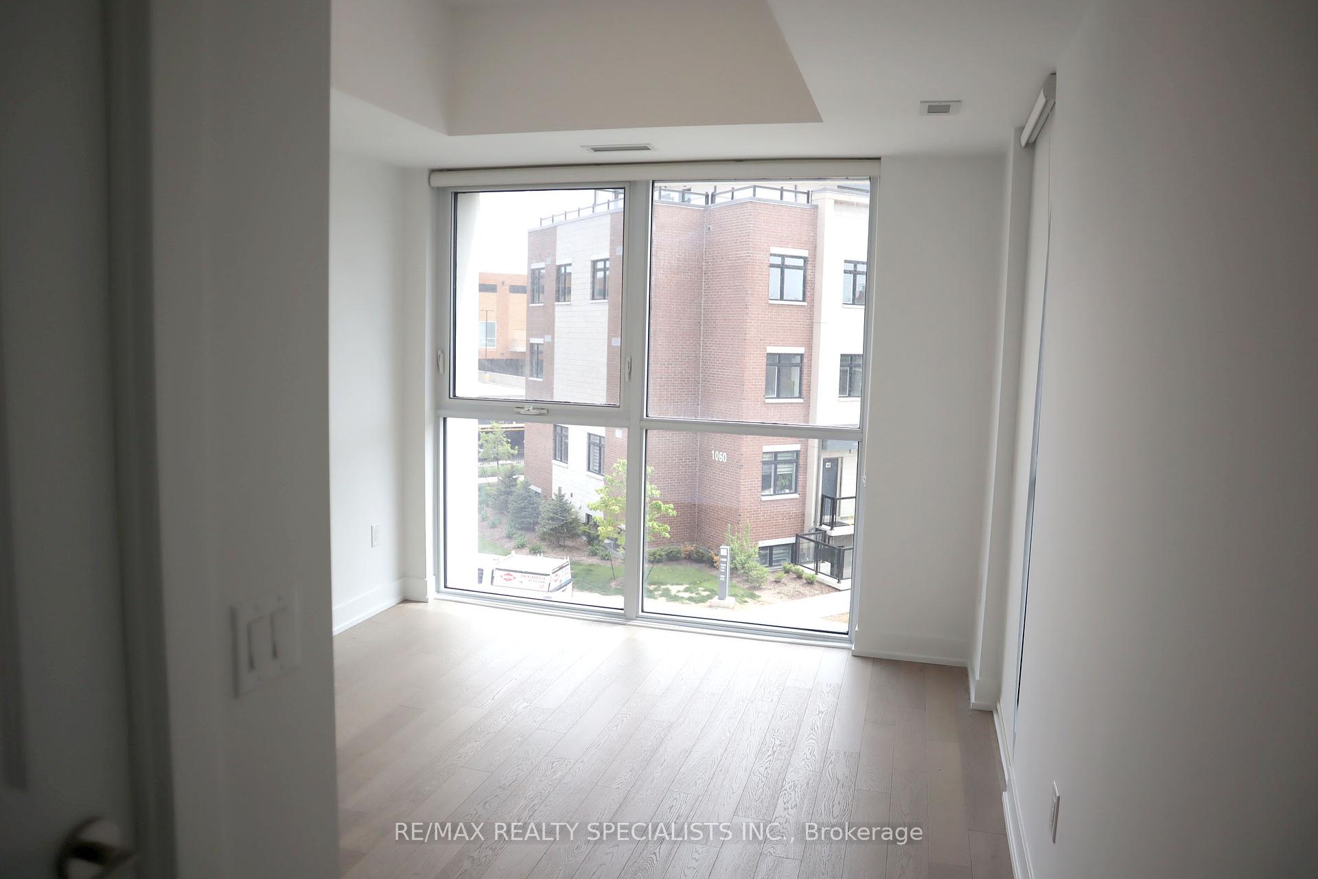 2 Bedrooms Condo at 1063 Douglas McCurdy, Mississauga For sale