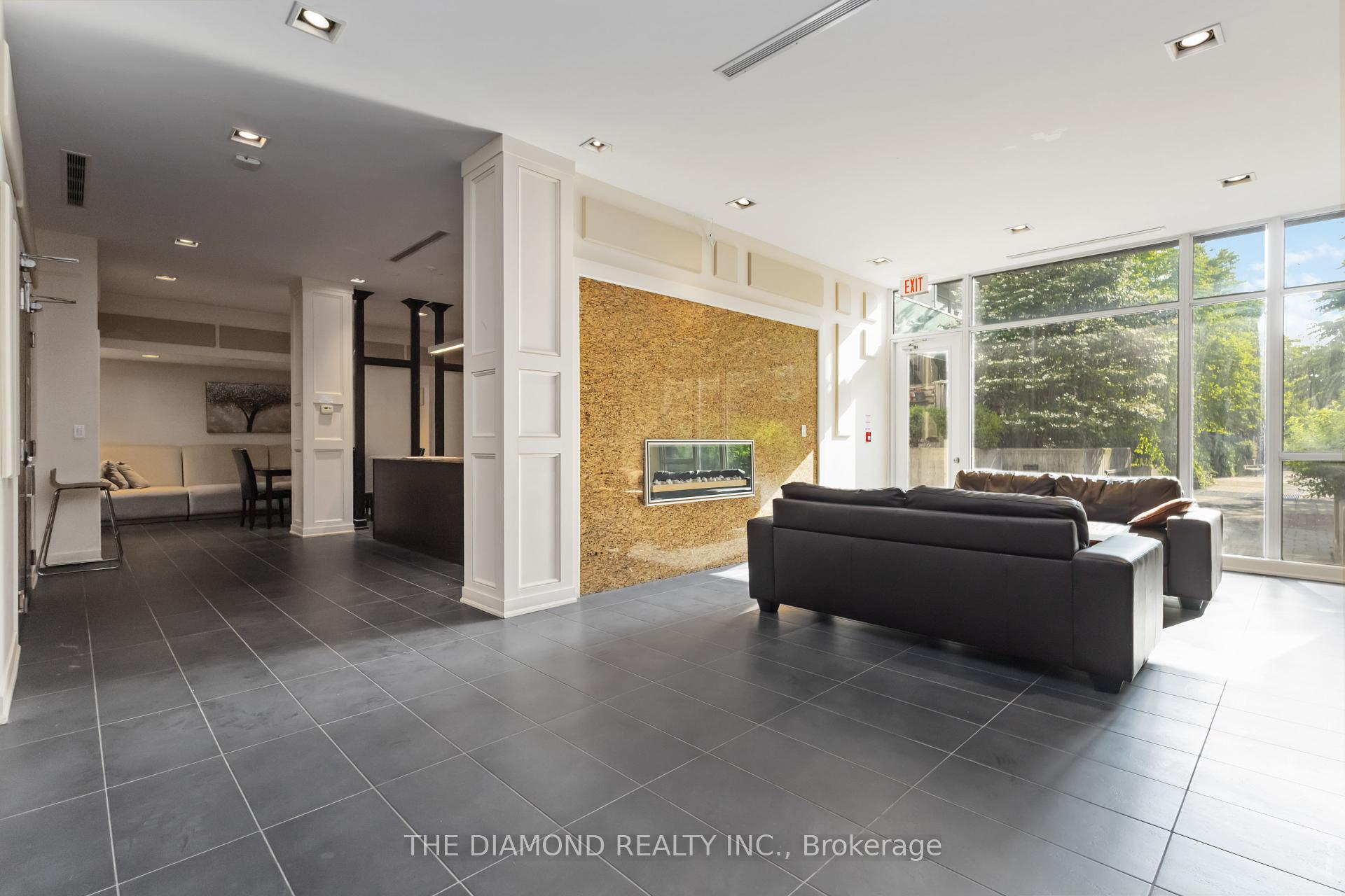 2 Bedrooms Condo at 201 Carlaw, Toronto For sale