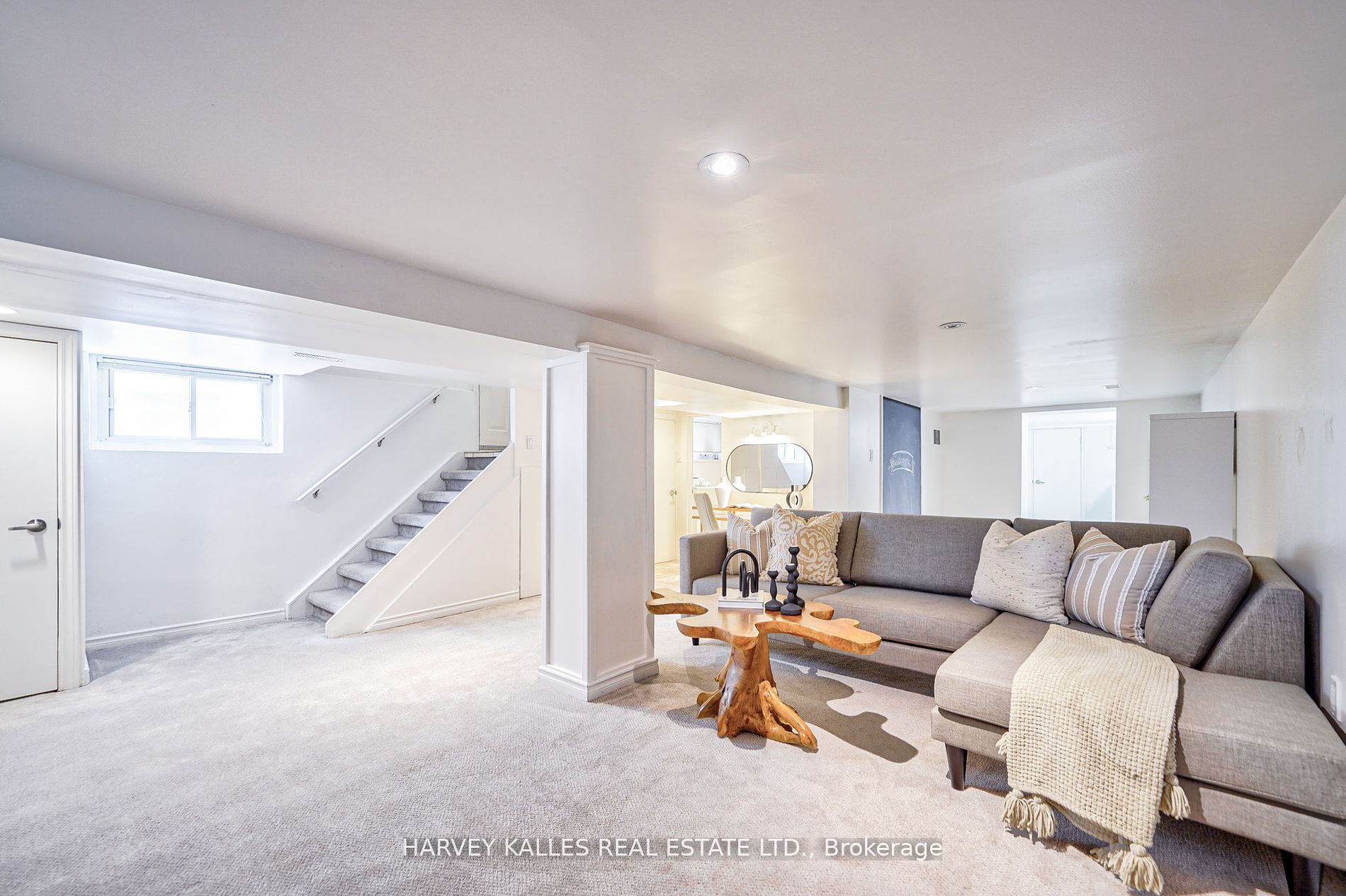 106 Gloucester Grove