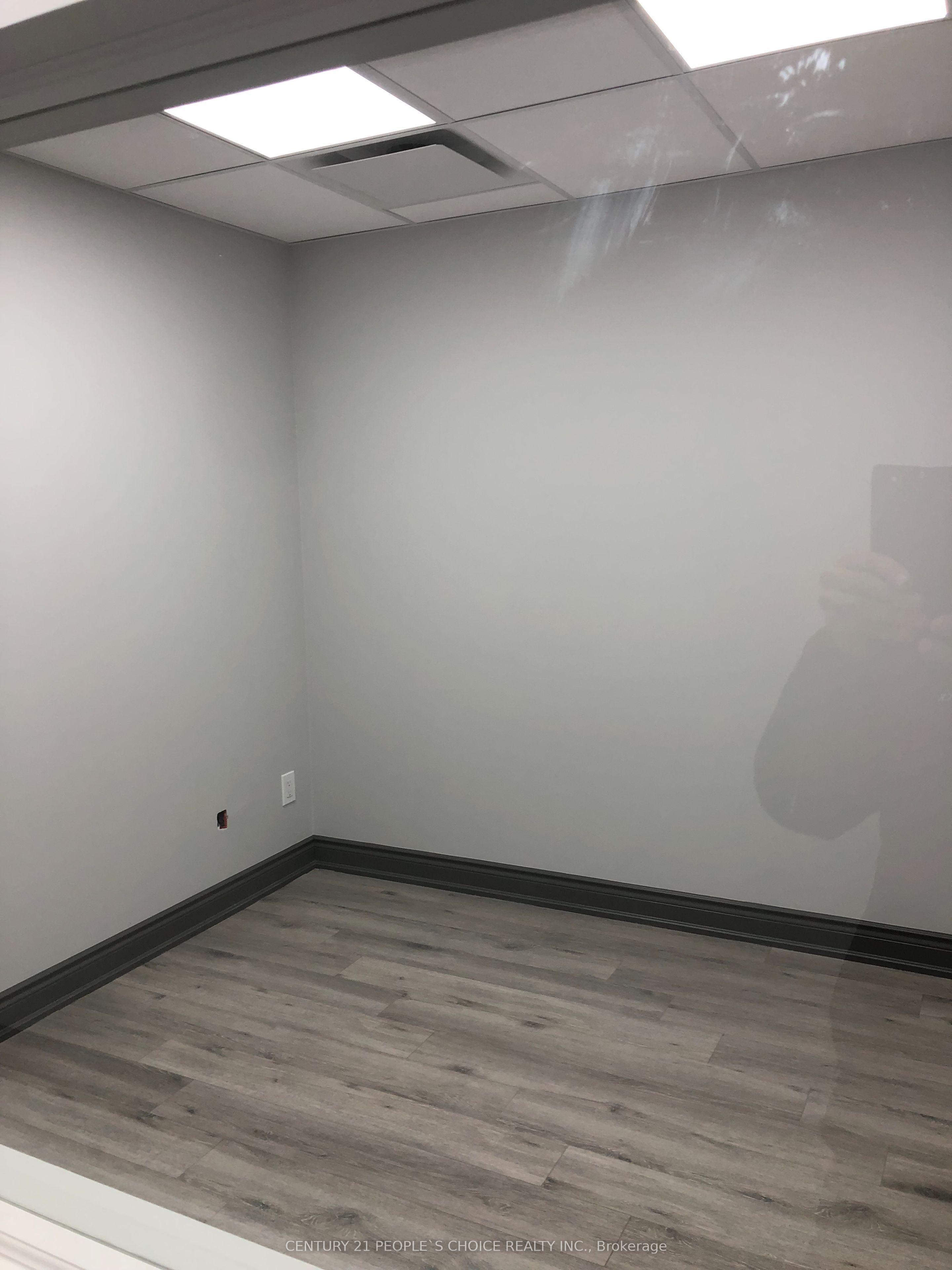 127 Westmore Drive E, #113 # Room 1