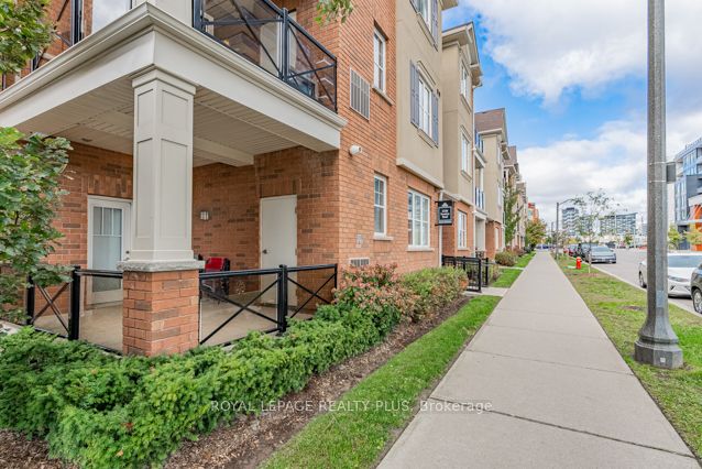 Property at #204 - 2338 Taunton Road, Oakville, ON L6H 0L3