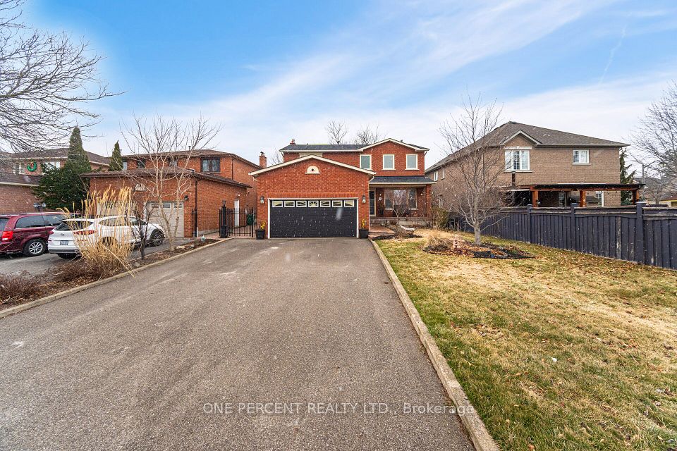 5 Bowes Court, Caledon, ON L7E 1A5