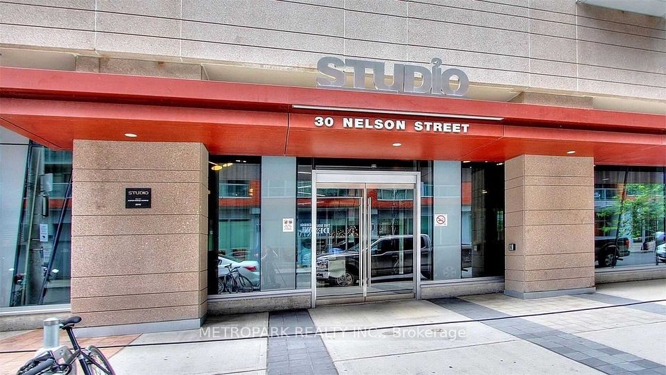 30 Nelson
