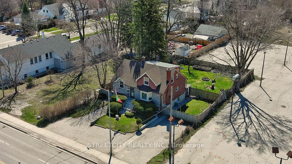 1843 Dundas