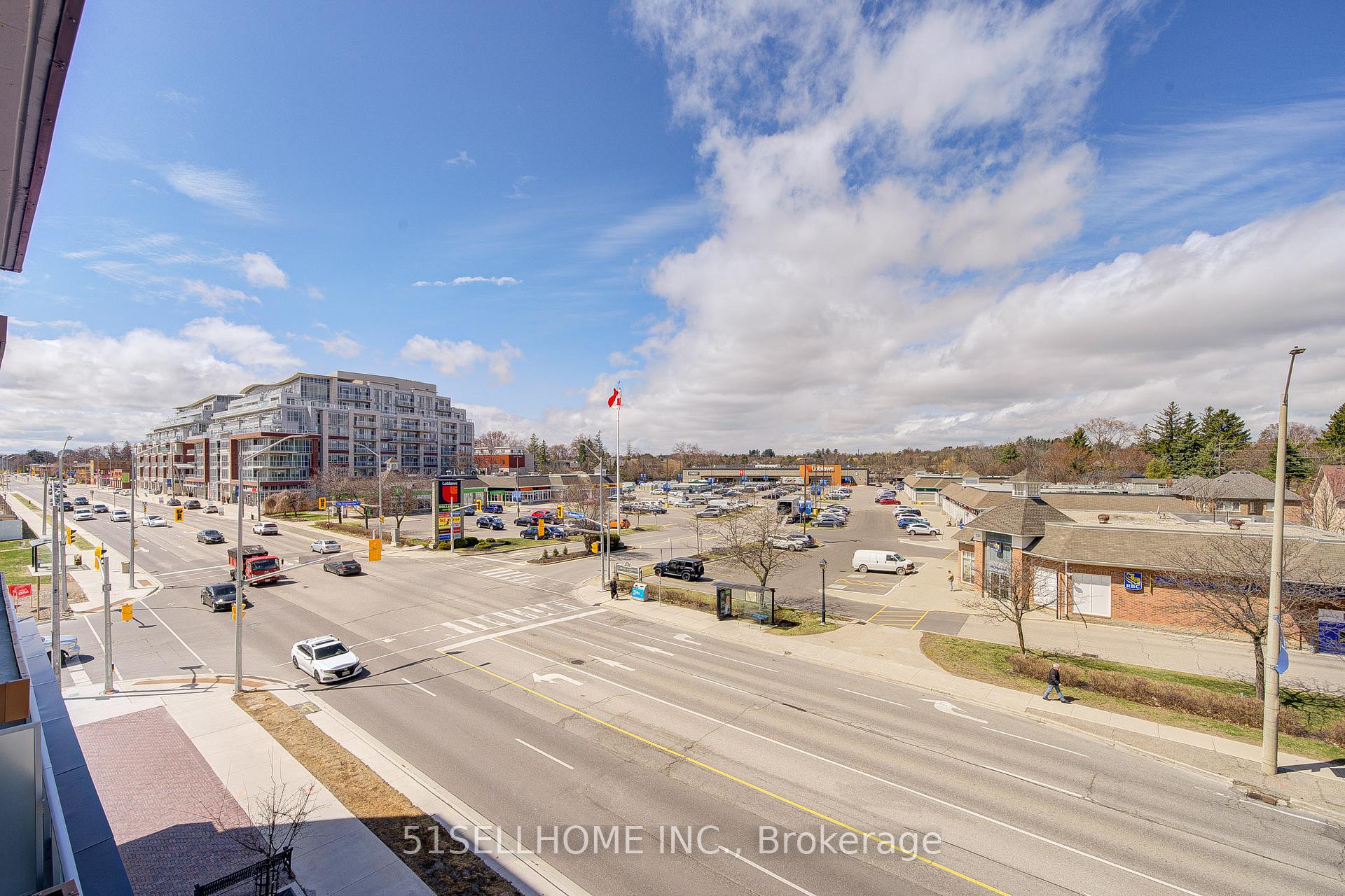 2 Bedrooms Condo at 215 Lakeshore,  Mississauga For sale