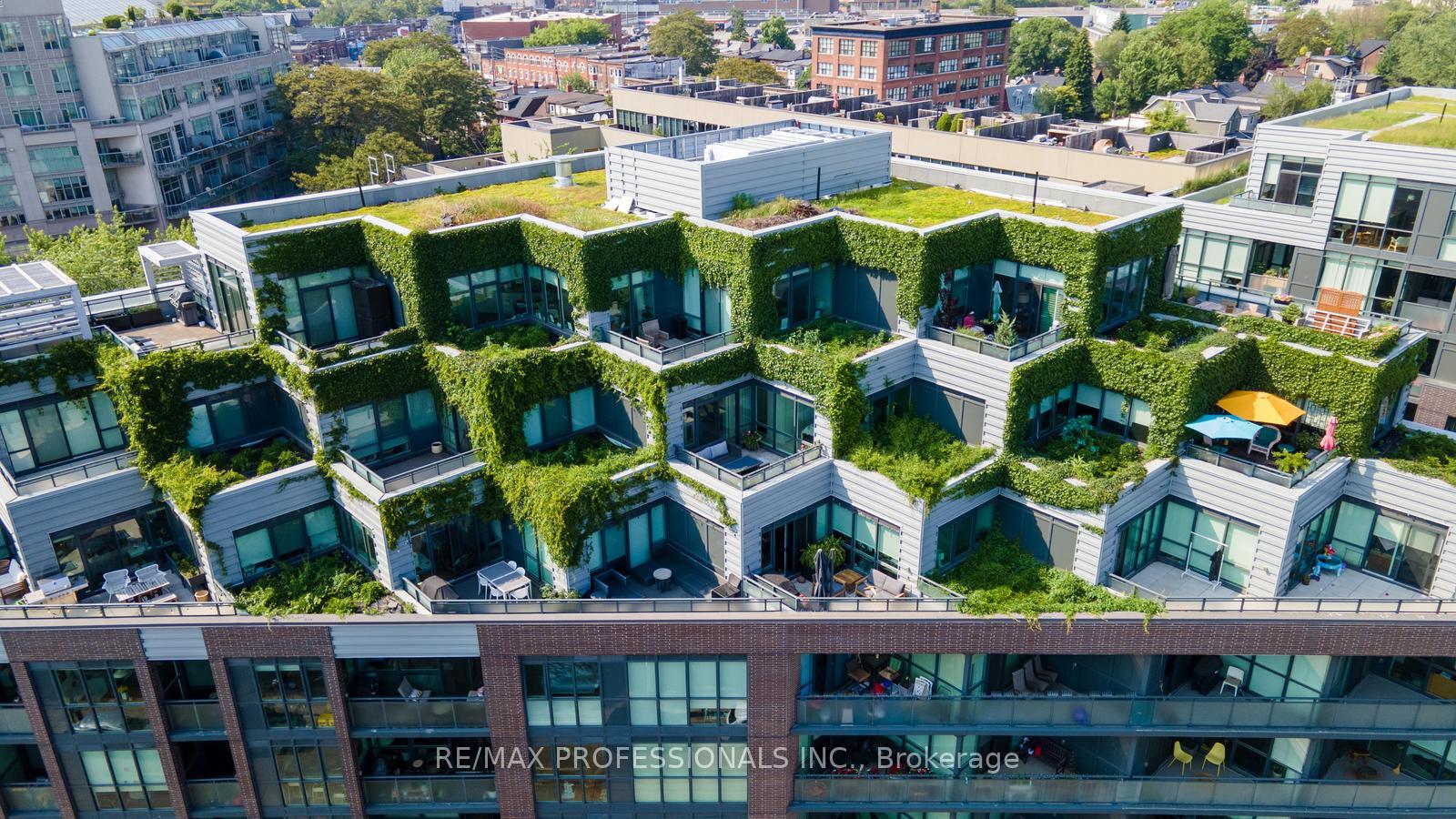 2 Bedrooms Condo at 38 Howard, Toronto For sale