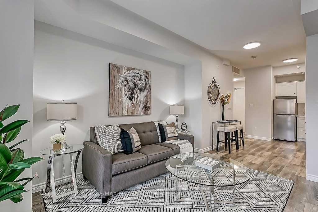 Condo at 5150 Winston Churchill, Mississauga For sale