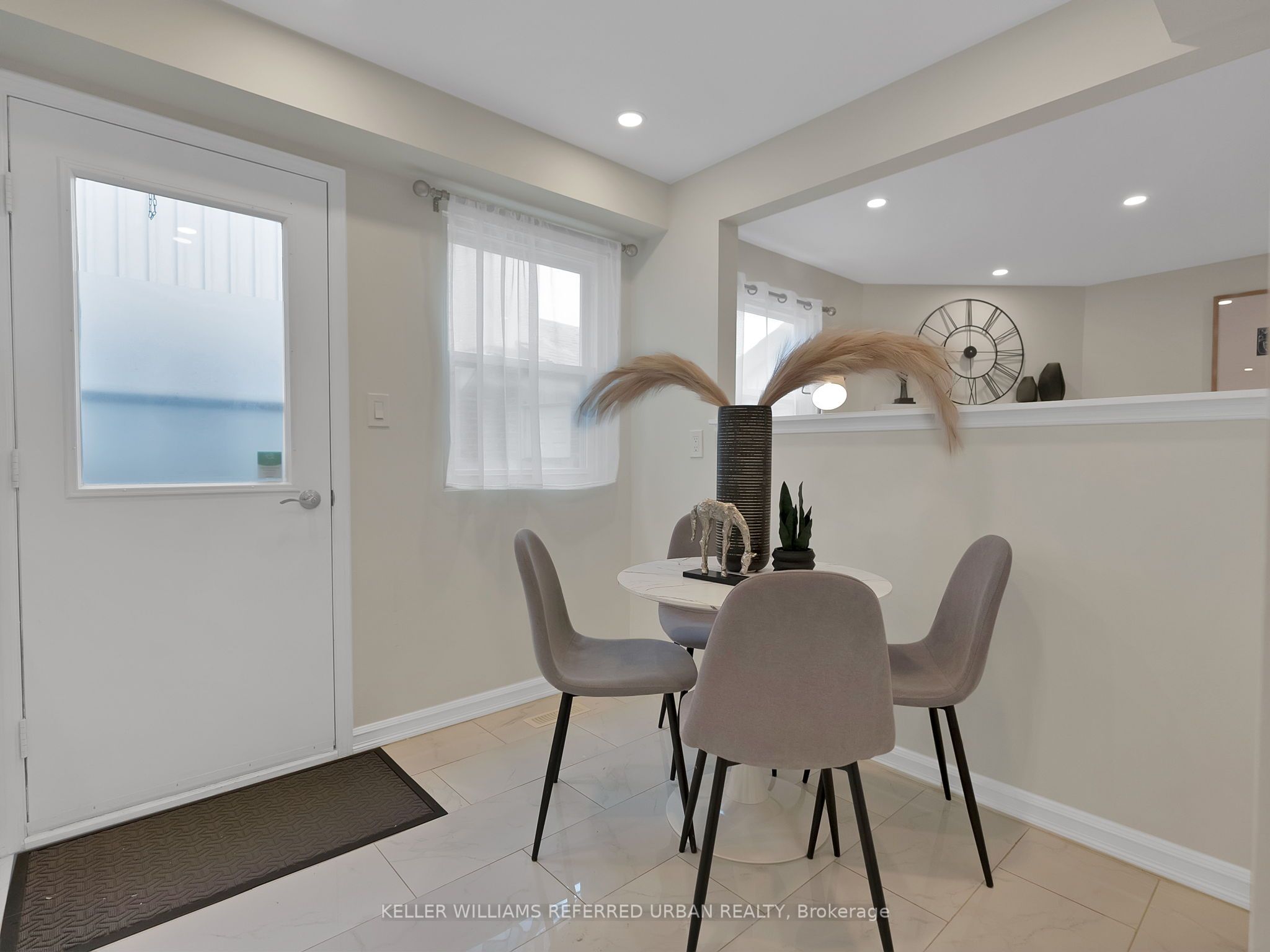 196 Wintermute Boulevard
