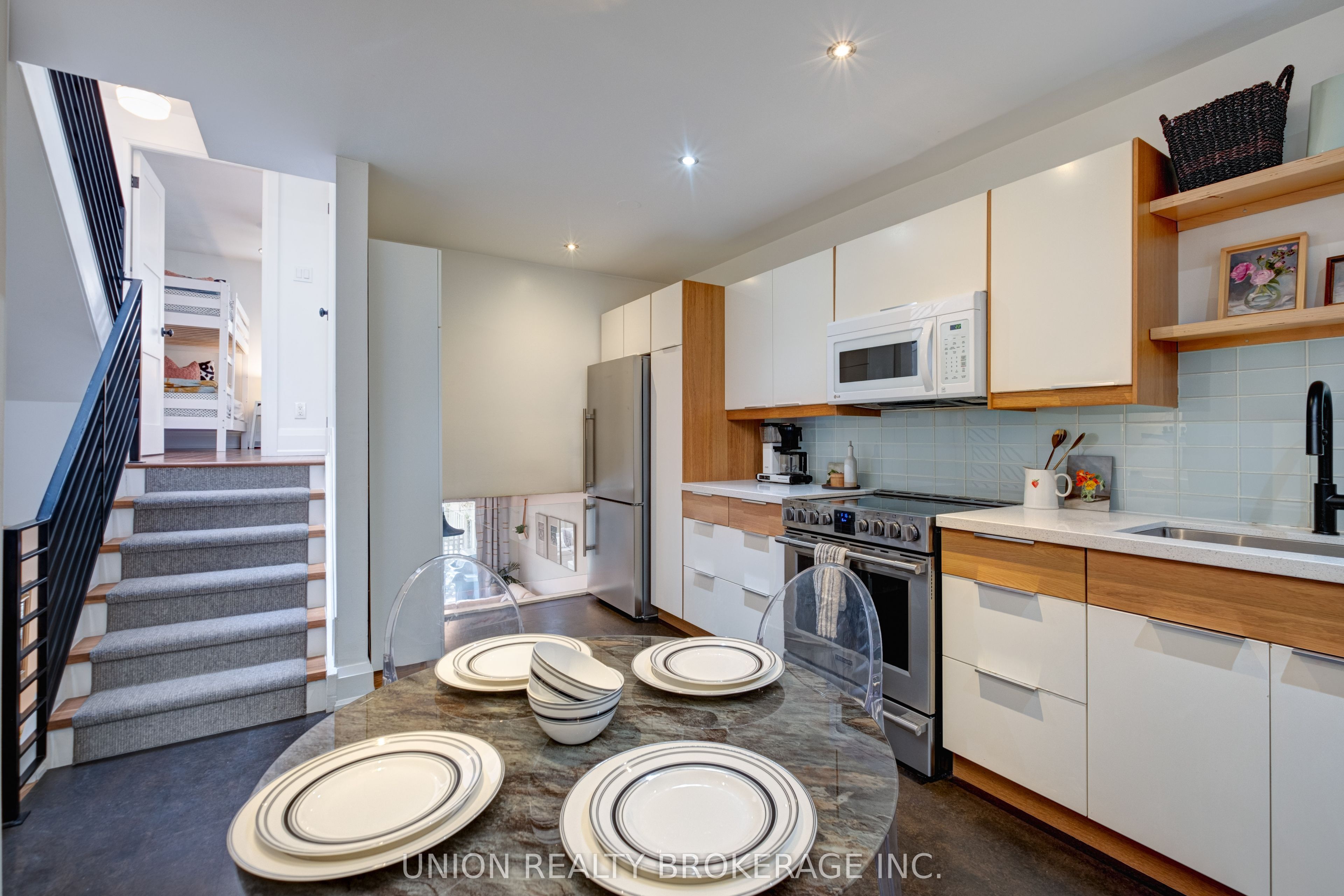 50 Battenberg Avenue, #4