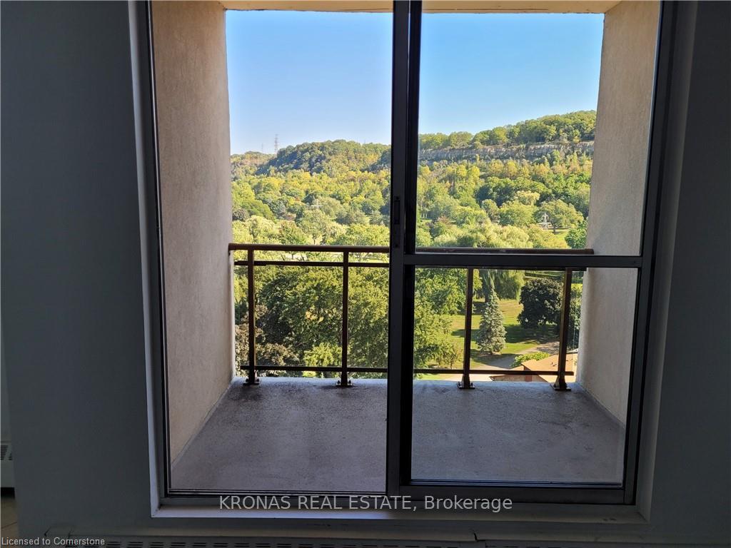 1 Bedroom Condo at 1950 Main,  Hamilton For sale