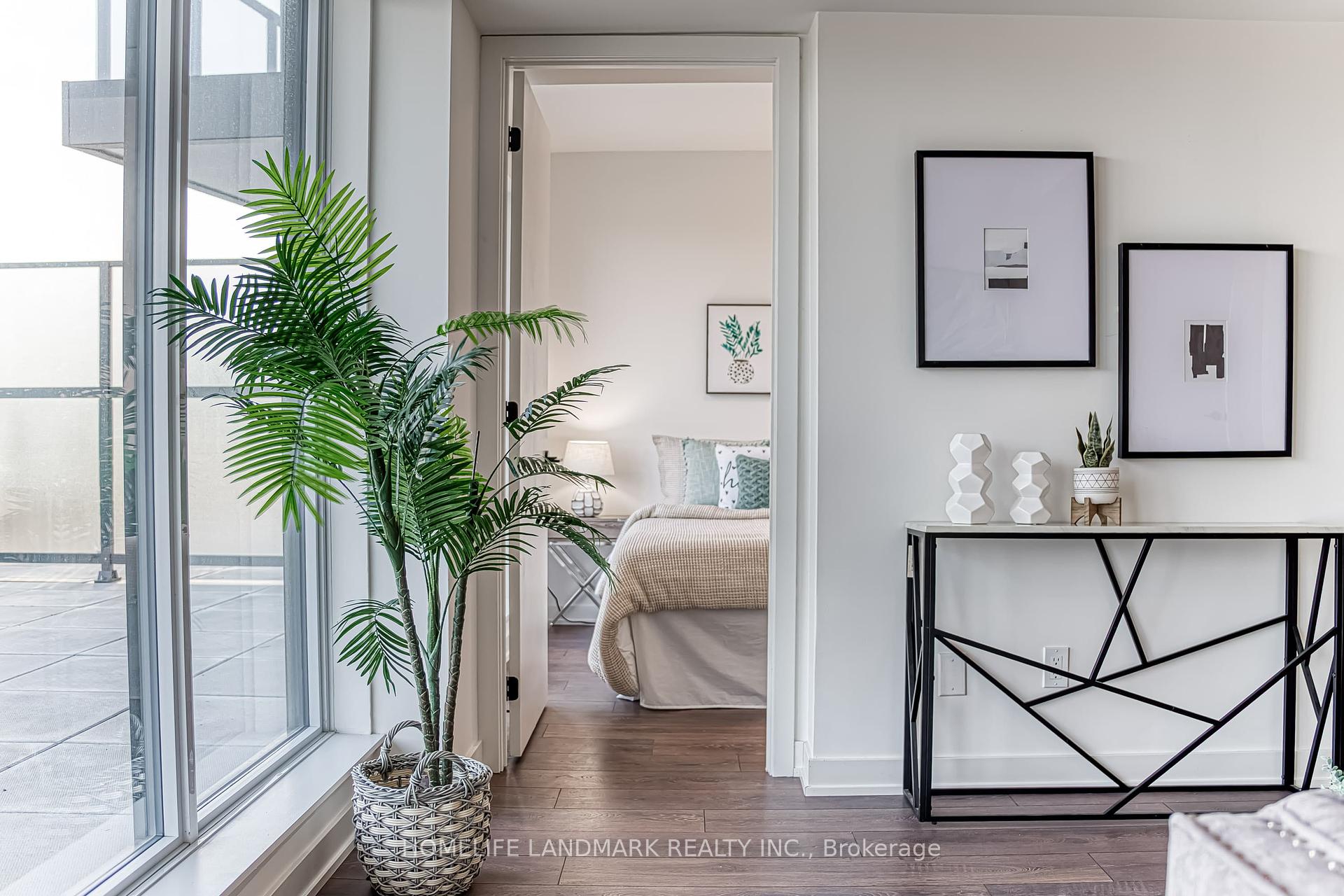 2 Bedrooms Condo at 1200 Dundas, Toronto For sale