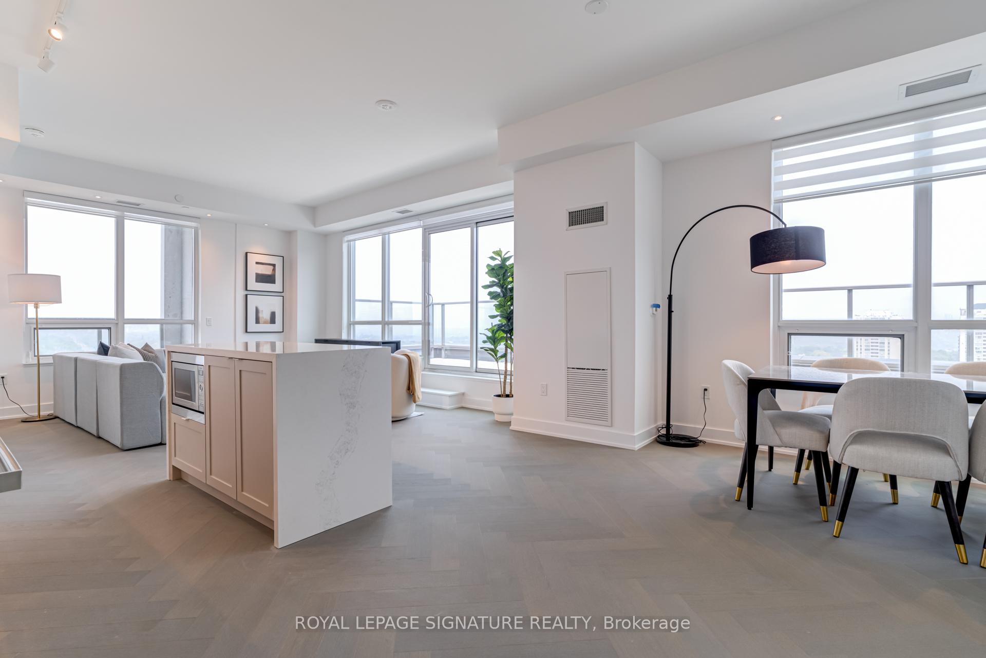 4 Bedrooms Condo at 2 Teagarden, Toronto For sale