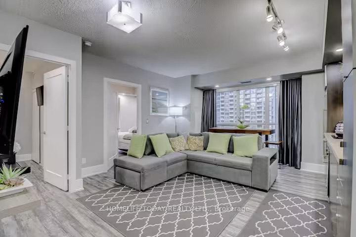 3 Bedrooms Condo at 300 Front, Toronto For sale