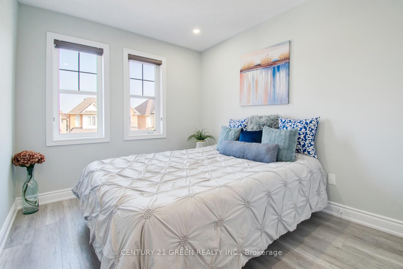 65 Yardley Crescent