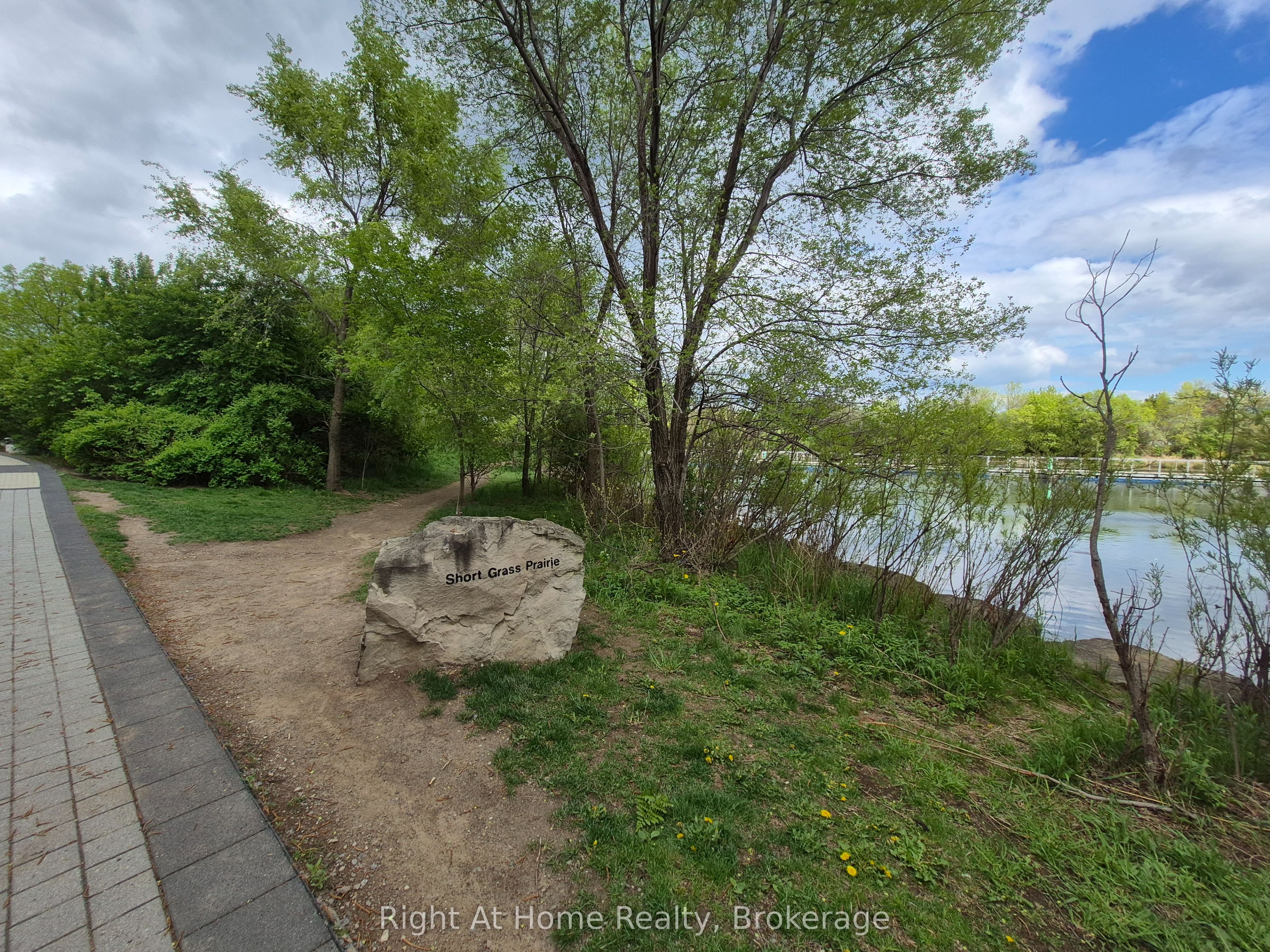 20 Shore Breeze Drive, #310