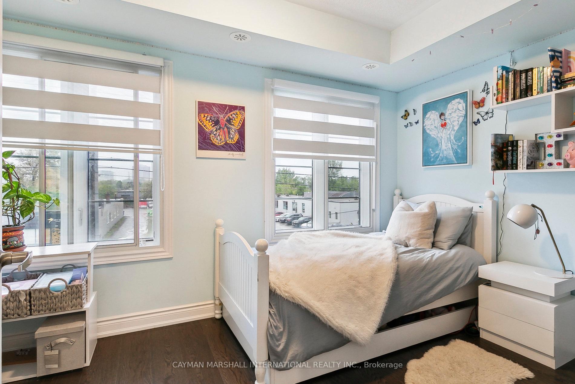 4 Bedrooms Condo at 185 Norseman, Toronto For sale