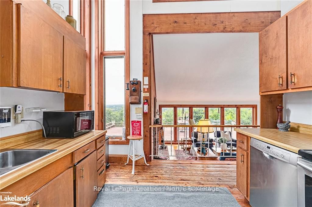 795310 The Blue Mountains Clearview Townline