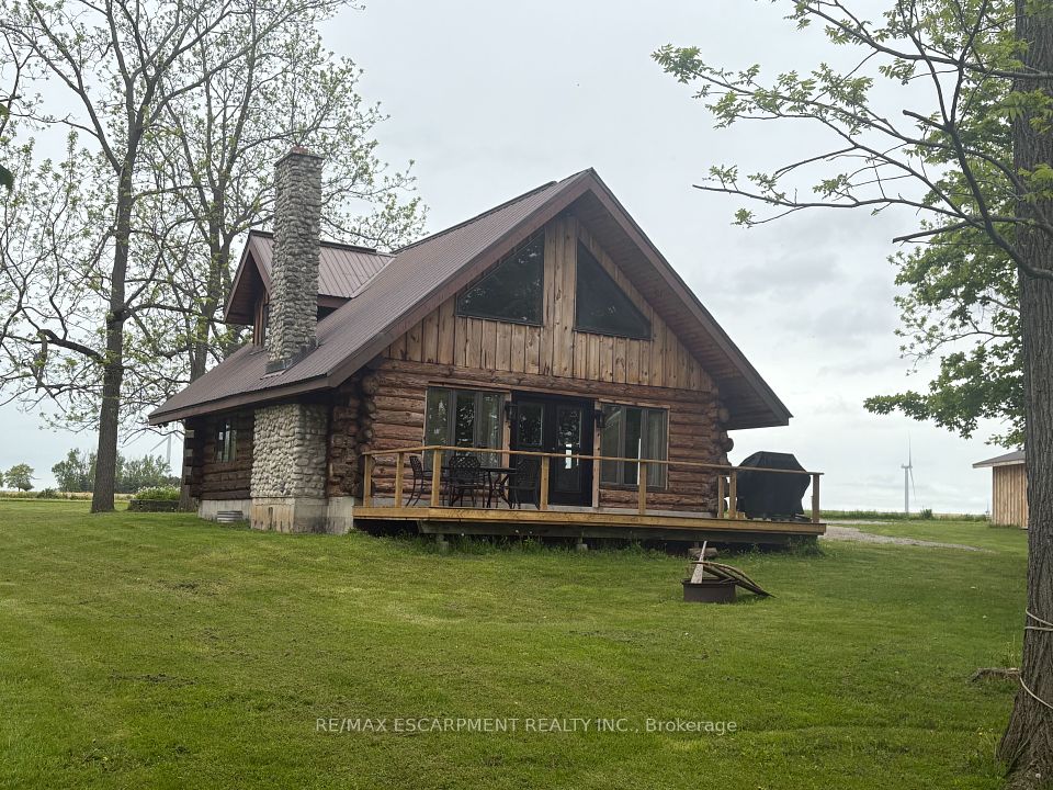 3 UPPER MOHAWK Point, Haldimand, ON N0A 1K0