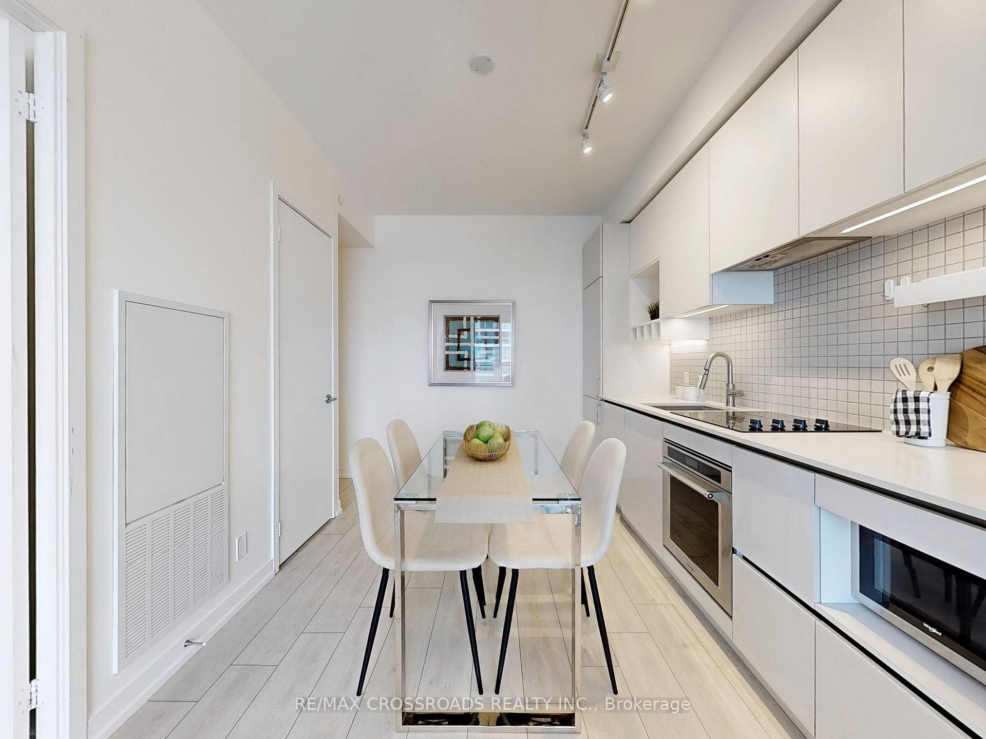 1 Bedroom Condo at 950 Portage, Vaughan For sale