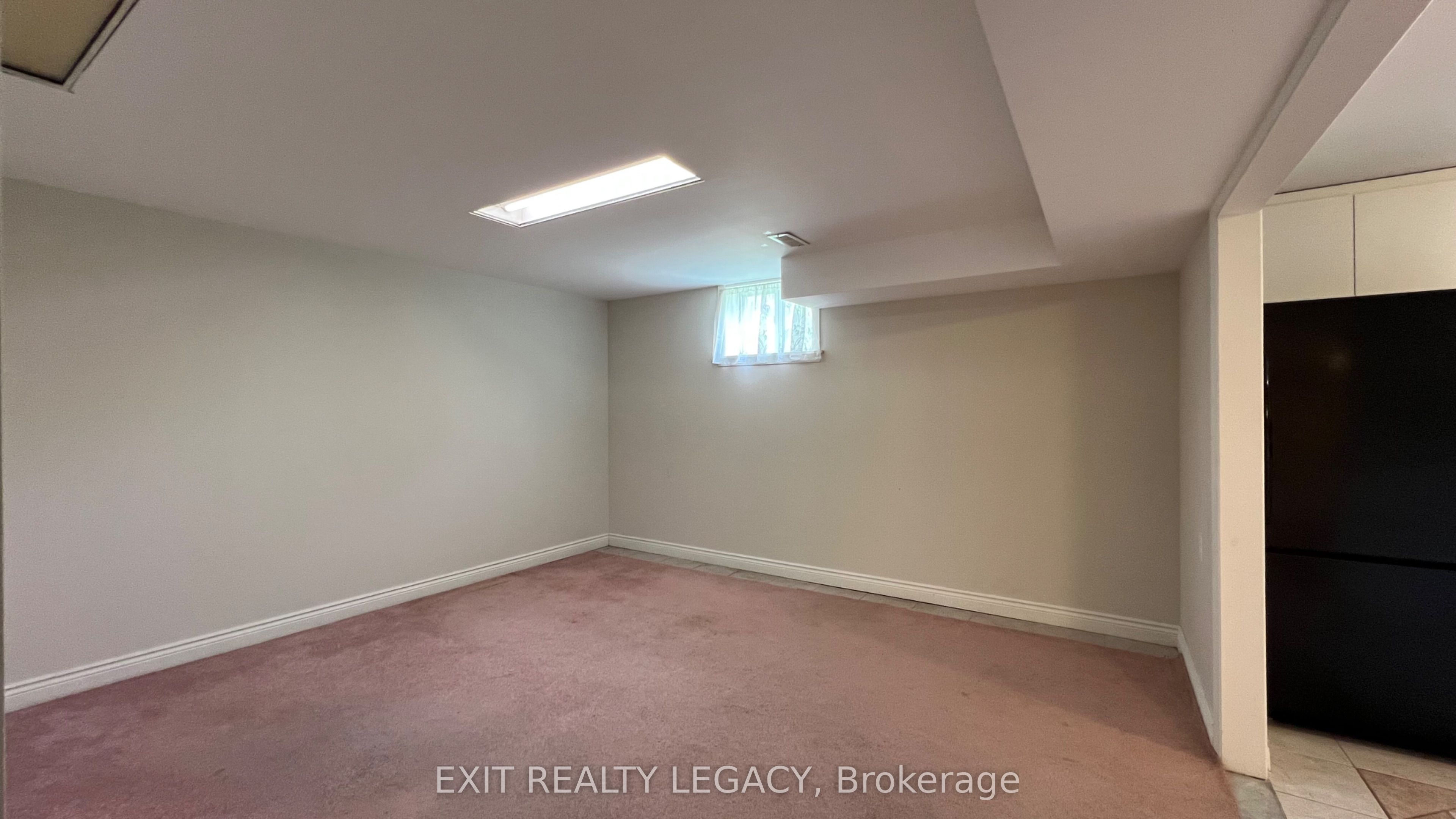 89 Bond Crescent