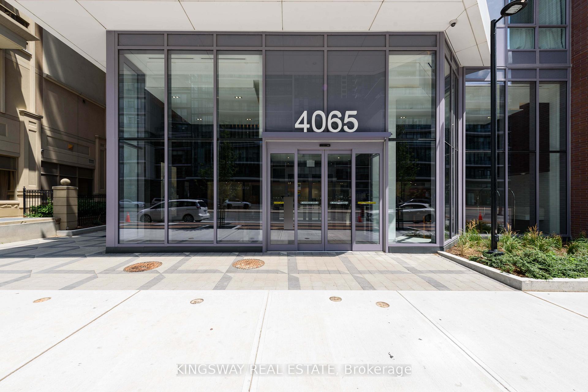 2 Bedrooms Condo at 4065 Confederation, Mississauga For sale