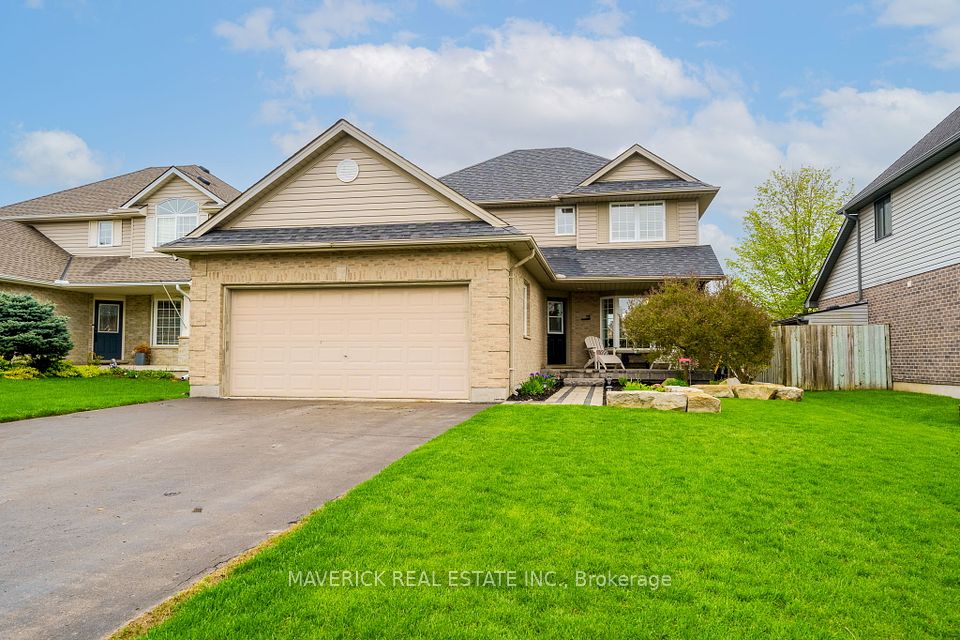 15 Mapleridge