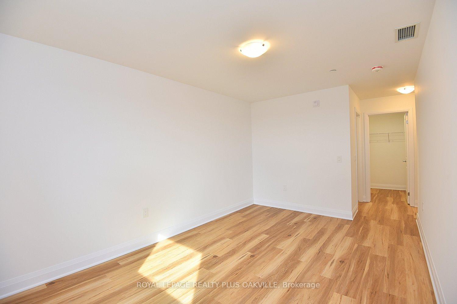 1 Bedroom Condo at 1936 Rymal, Hamilton For sale