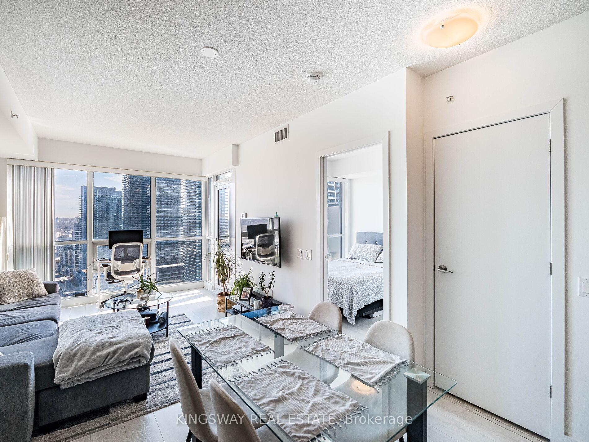 2 Bedrooms Condo at 2200 Lakeshore,  Toronto For sale