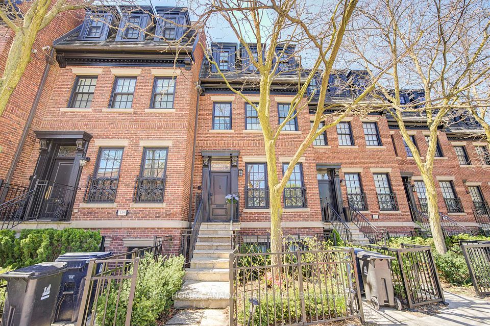 121 Davenport