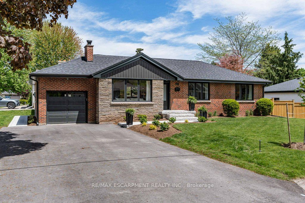 877 Condor Drive