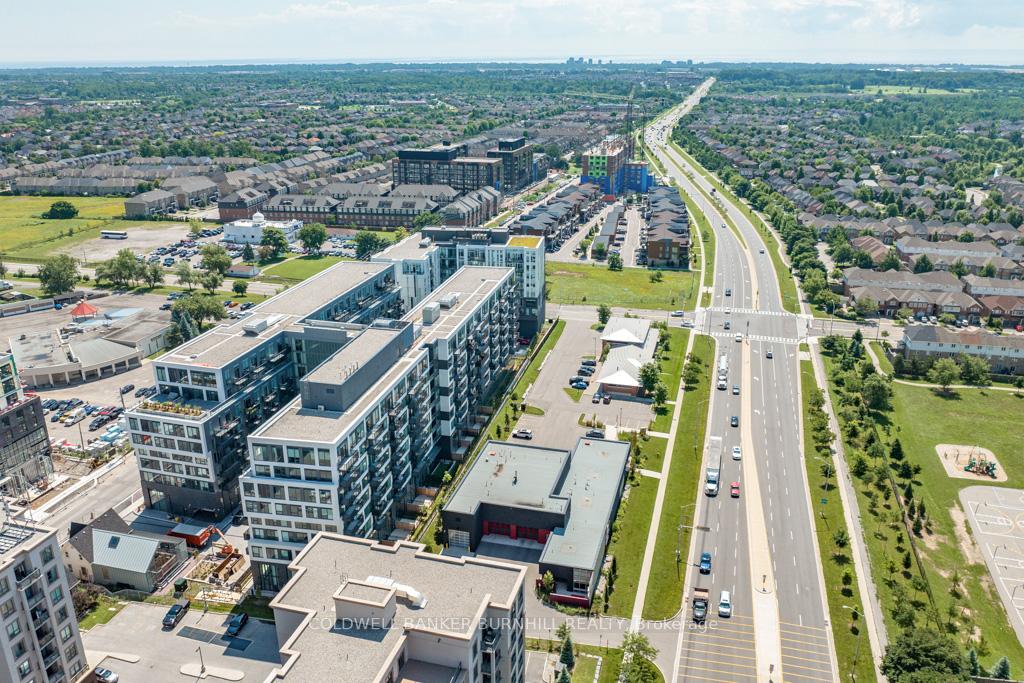 1 Bedroom Condo at 2450 Old Bronte,  Oakville For sale