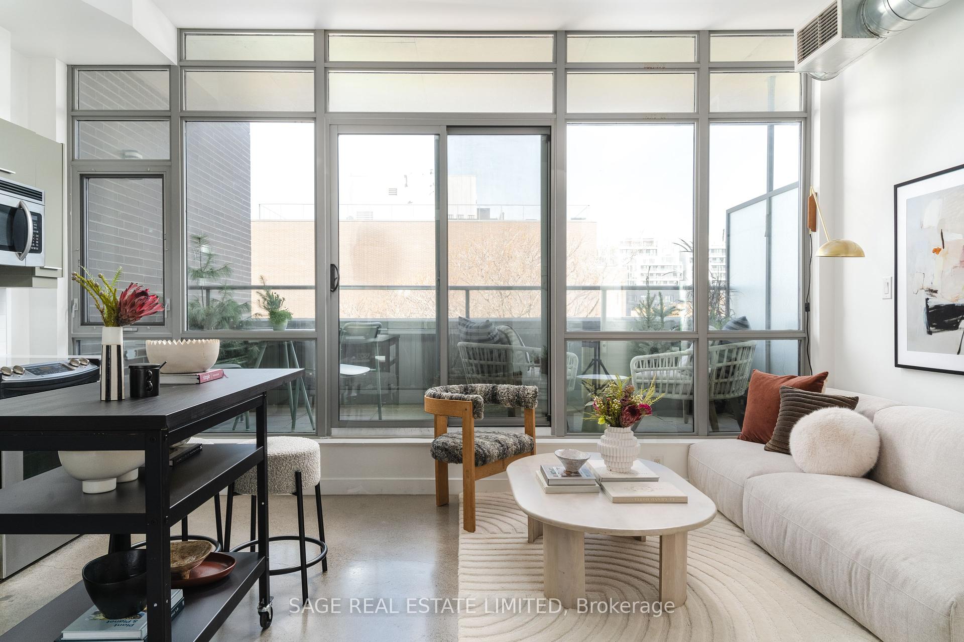 1 Bedroom Condo at 549 King, Toronto For sale